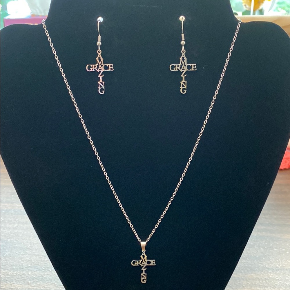 Amazing Grace Silver Necklace and Earring Set